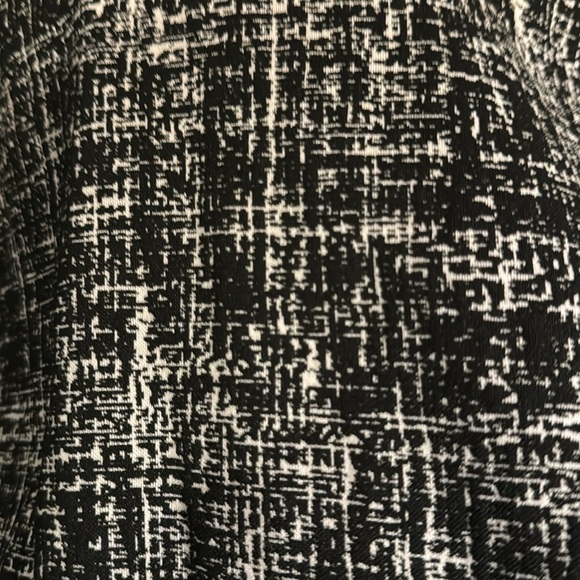 Calvin Klein Sz 4 black white pencil skirt - Picture 5 of 6